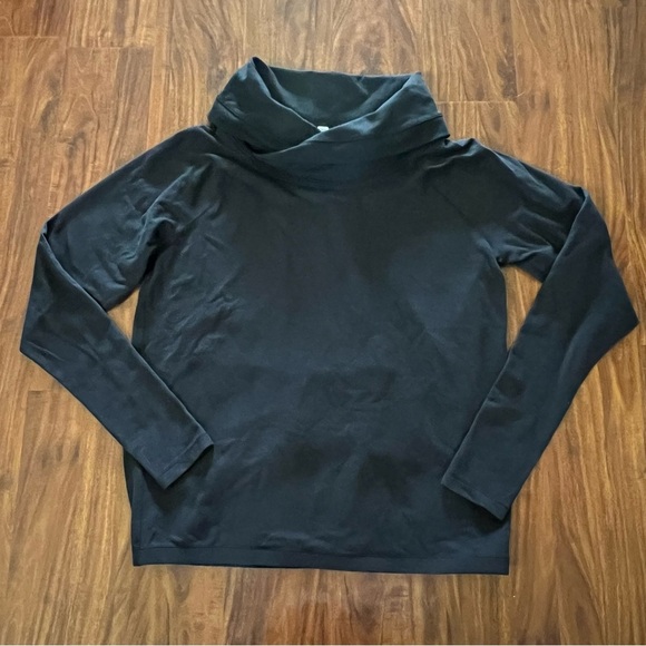 Lululemon Healthy Heart Pullover Crossover Cowl Neck Black size 6 - Picture 10 of 11